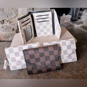 Trifold Checkered Wallet with tassel